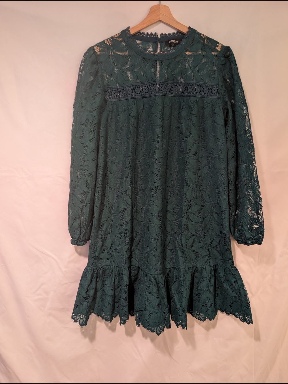 Kensie Emerald Green Lace Long-Sleeve Shift Dress
